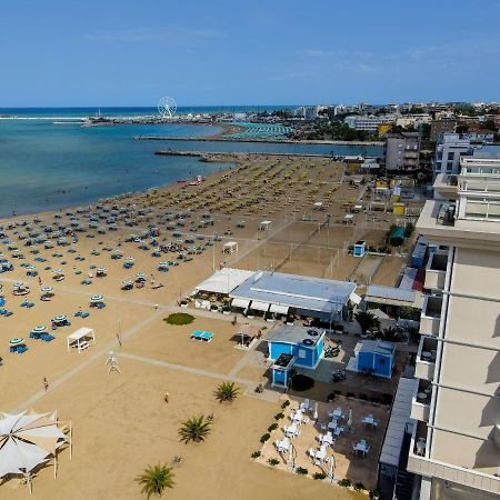 Hotel Imperial Beach Rimini Esterno foto