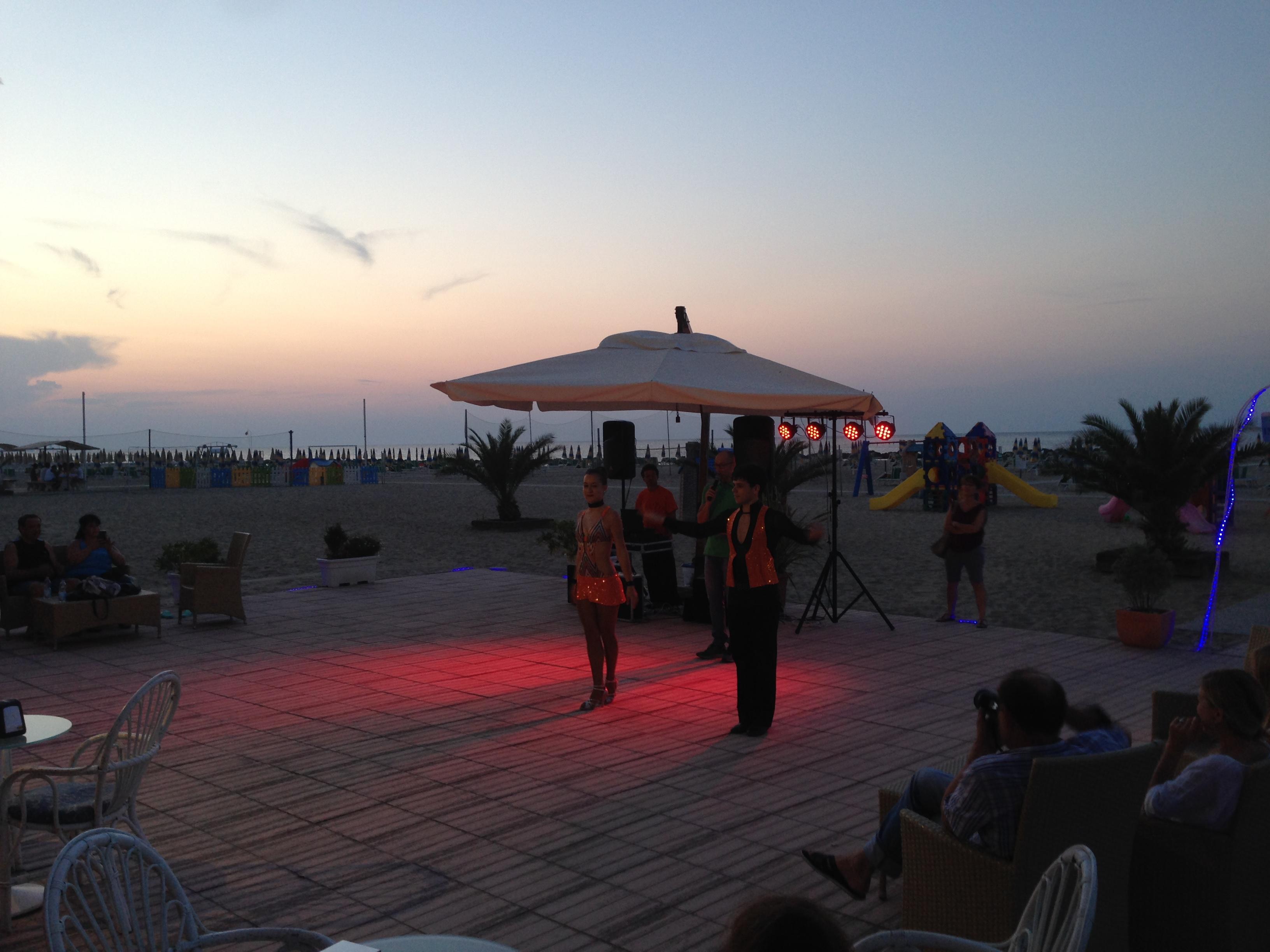 Hotel Imperial Beach Rimini Esterno foto