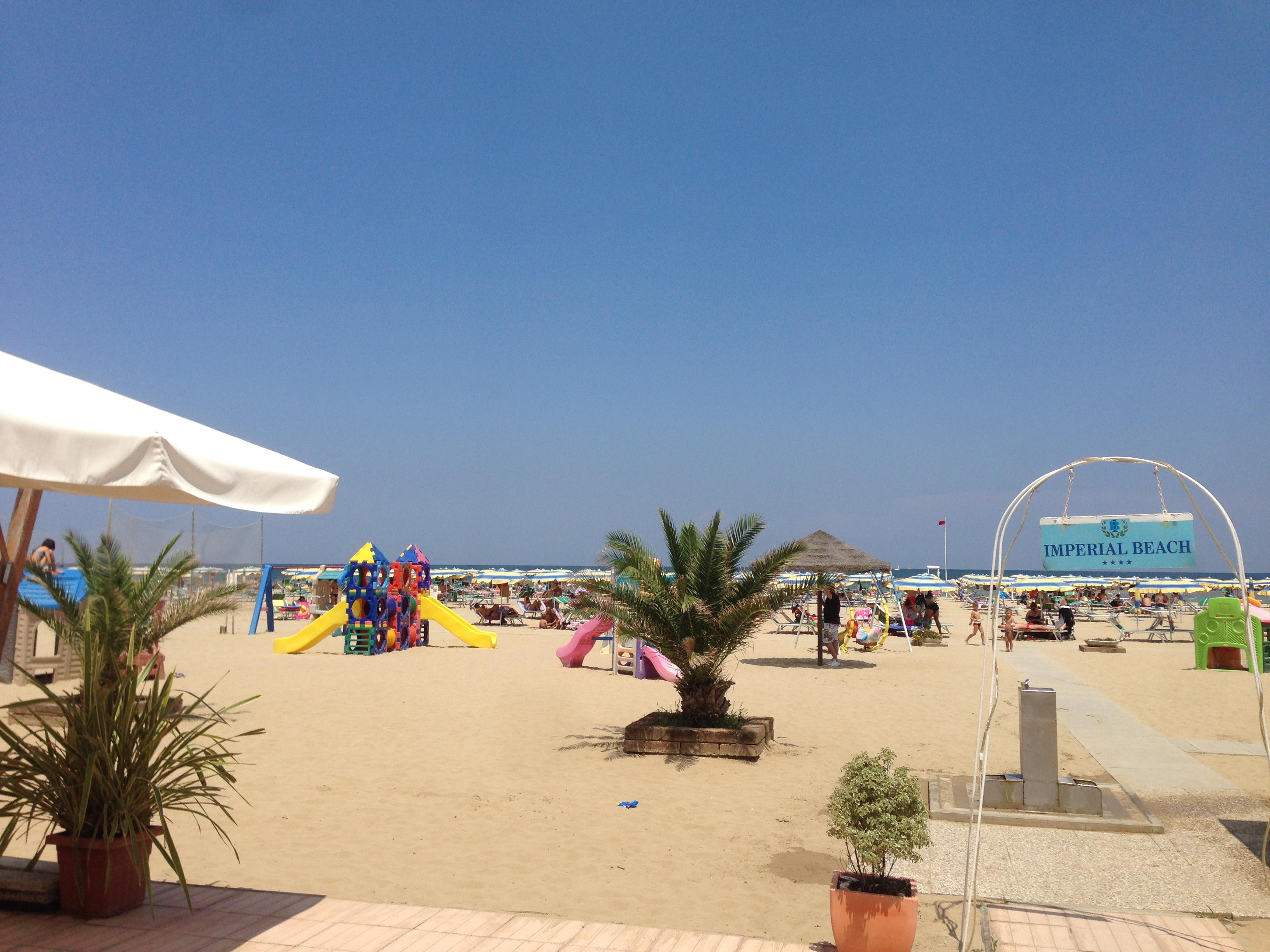 Hotel Imperial Beach Rimini Esterno foto