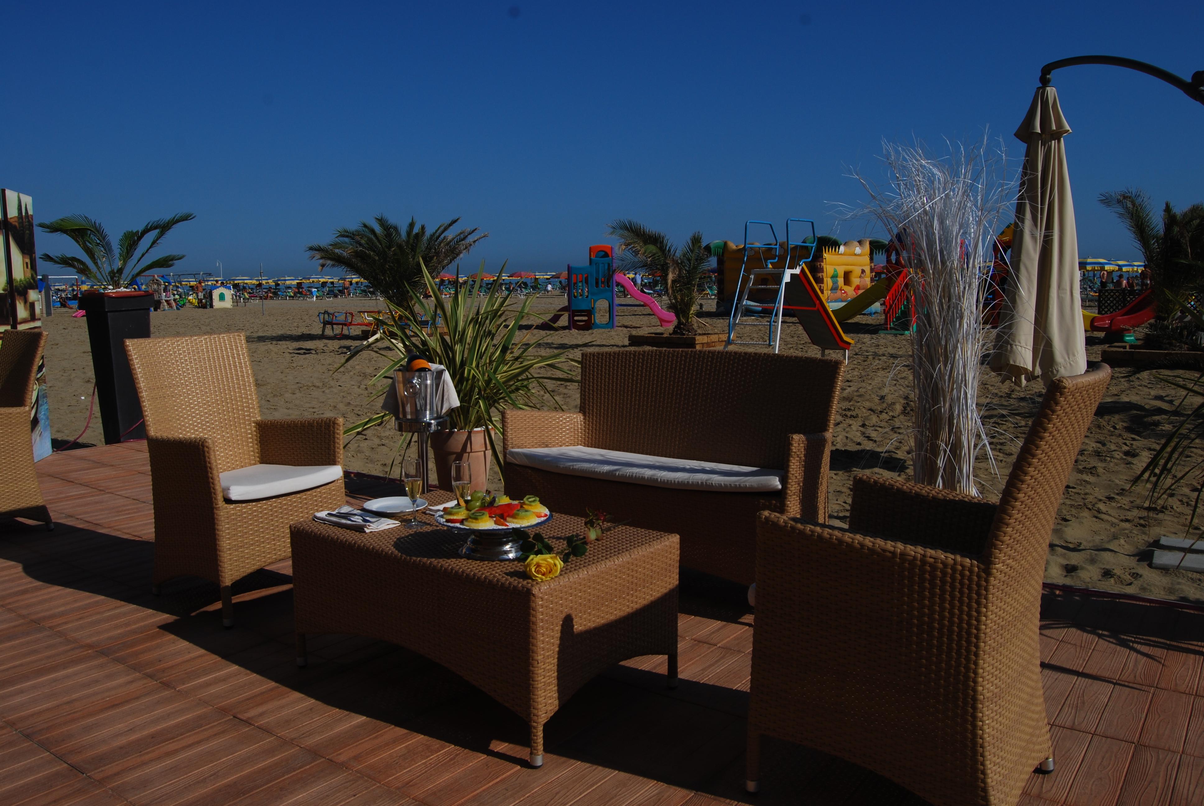 Hotel Imperial Beach Rimini Esterno foto