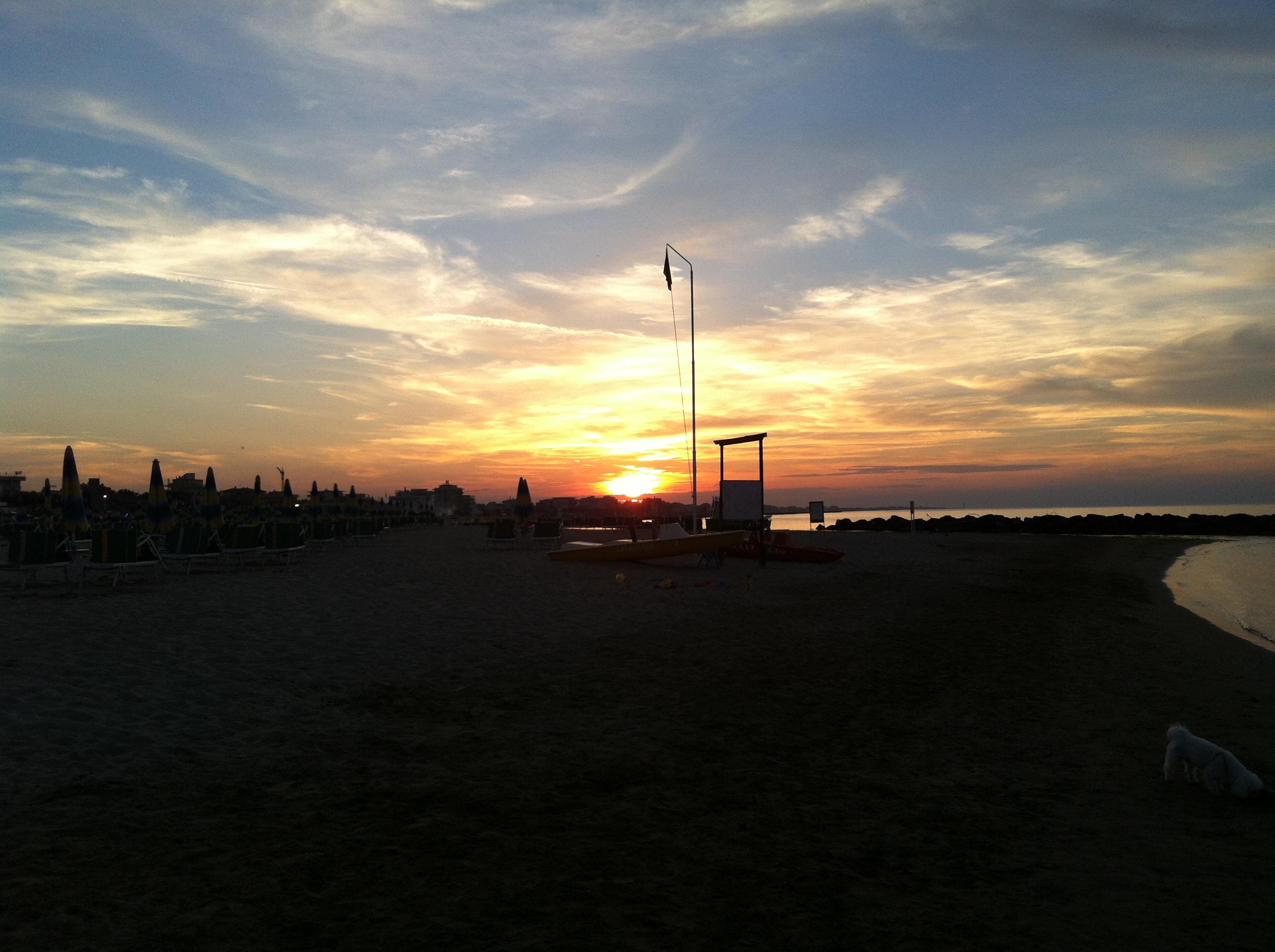 Hotel Imperial Beach Rimini Esterno foto