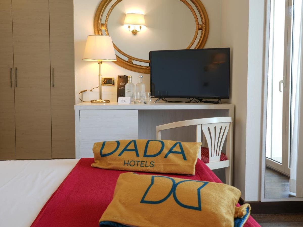 Hotel Imperial Beach Rimini Esterno foto