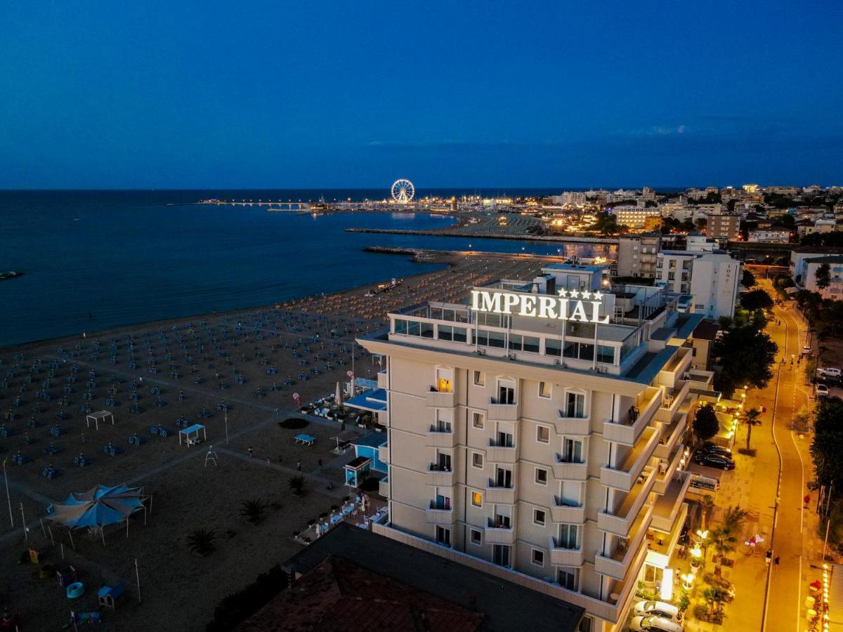 Hotel Imperial Beach Rimini Esterno foto